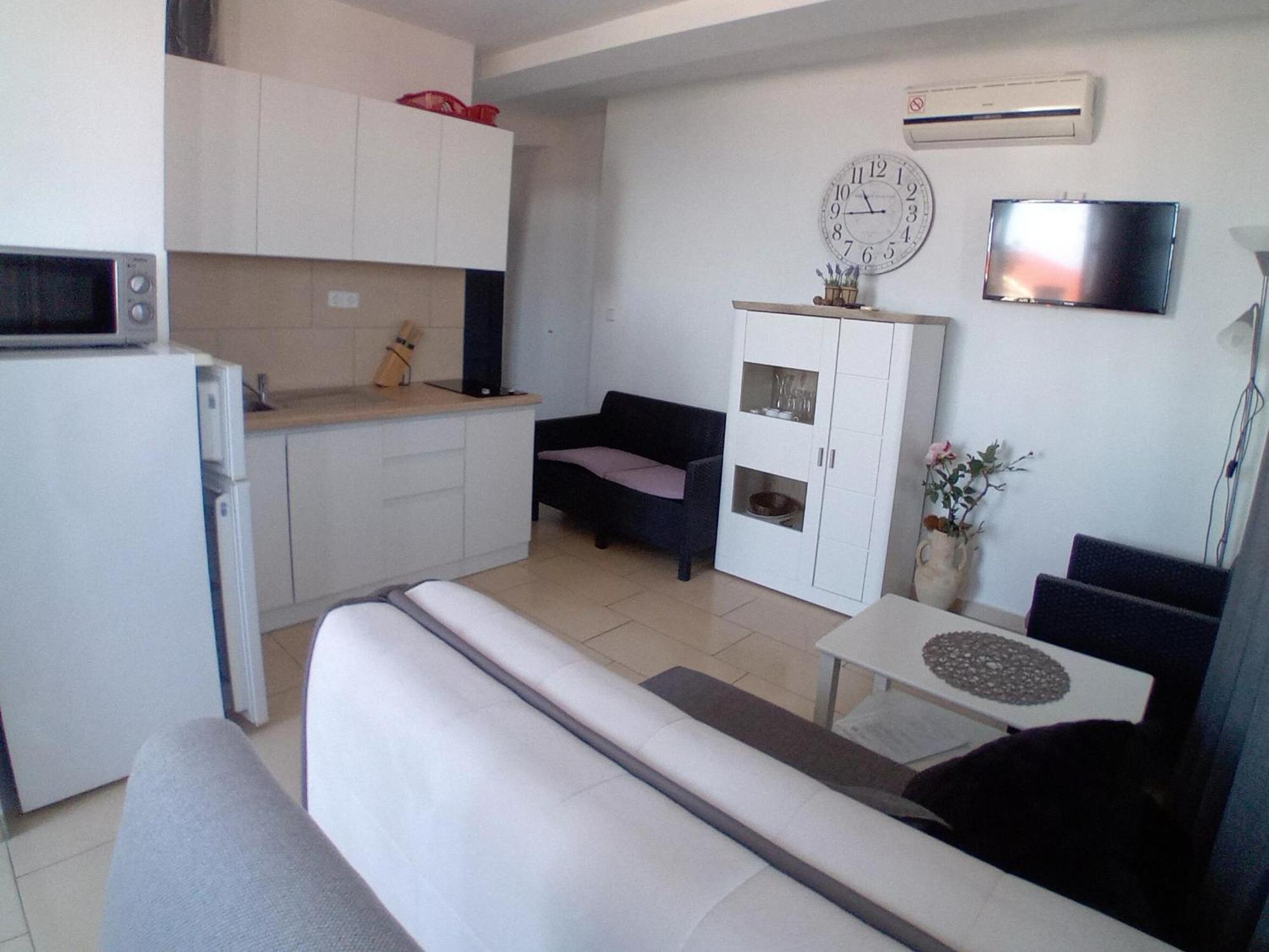 Vivi Studio Apartments マリ・ロシニュ 部屋 写真